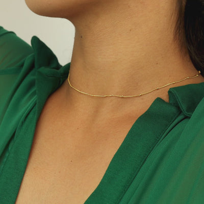 Modern Minimalist Jewelry Women's Necklace Choker Satellite baby curb chain 18k Gold layered on 925 Sterling Silver